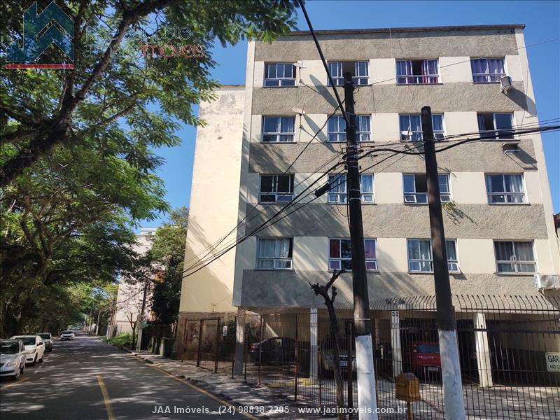 Apartamento a Venda no Comercial em Resende