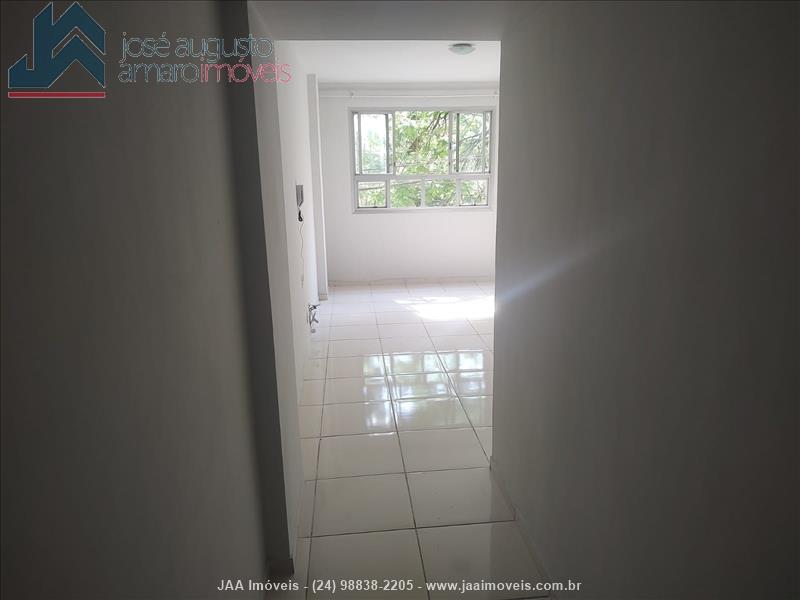 Apartamento a Venda no Comercial em Resende