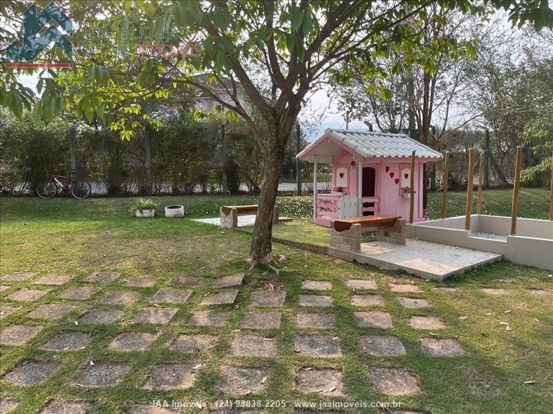 Casa em condomínio a Venda no Morada da Colina I II III em Resende