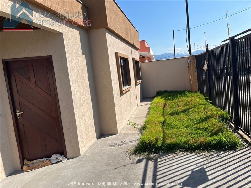 Casa a Venda no Jardim D'Oeste em Resende