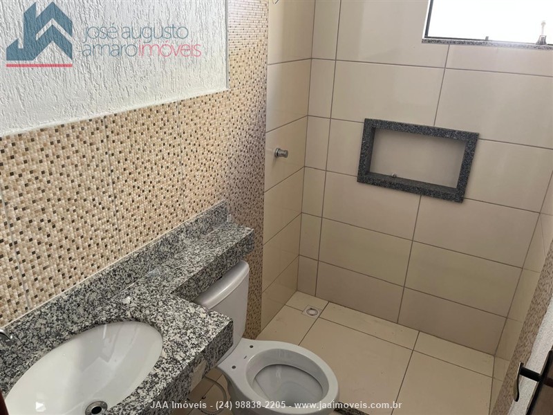 Casa a Venda no Jardim D'Oeste em Resende
