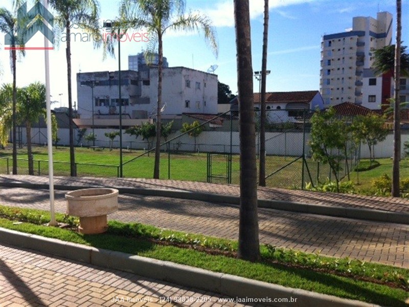 Apartamento a Venda no Comercial em Resende