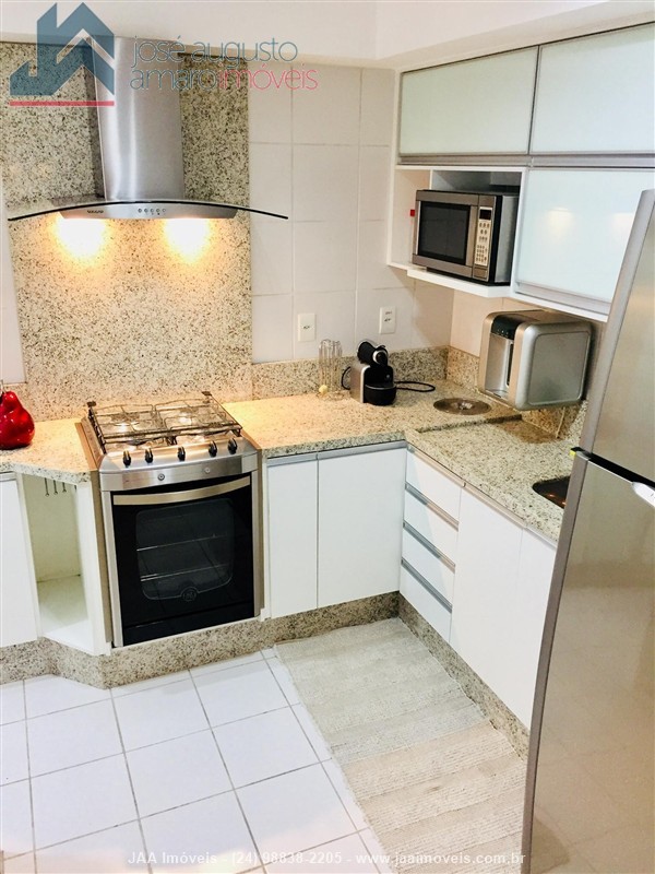 Apartamento a Venda no Comercial em Resende