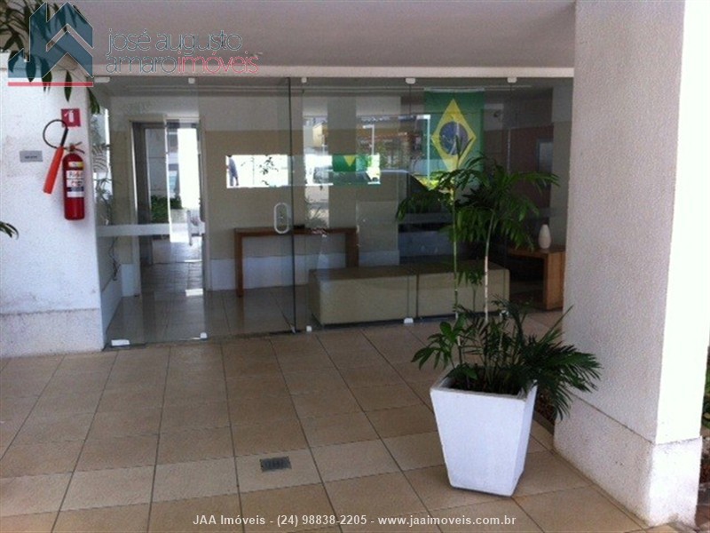 Apartamento a Venda no Comercial em Resende