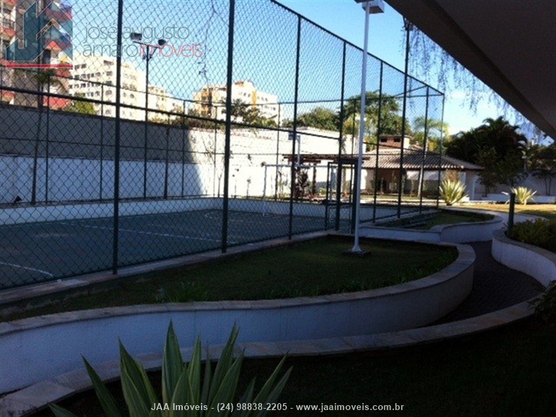 Apartamento a Venda no Comercial em Resende